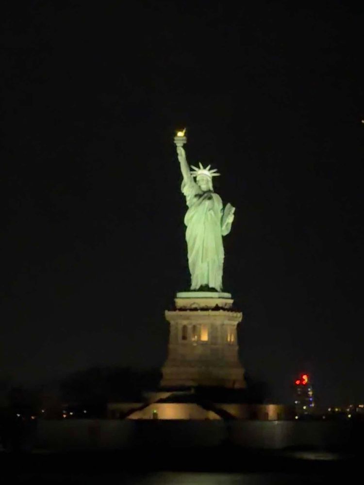 Voyage photo from Statue of Liberty