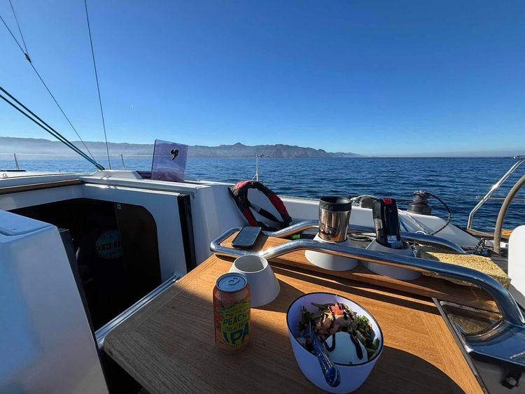 Voyage photo from Isthmus Cove to Avalon