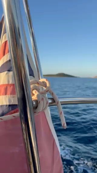 Voyage photo from Zapped North to Pula
