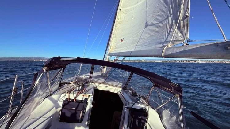 Voyage photo from 25° Keel
