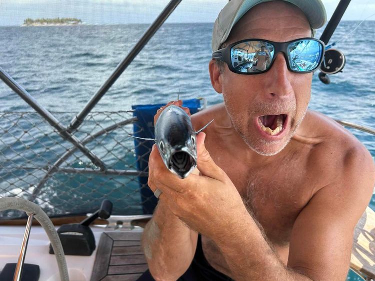 Voyage photo from Maquina Island to Carti Island.