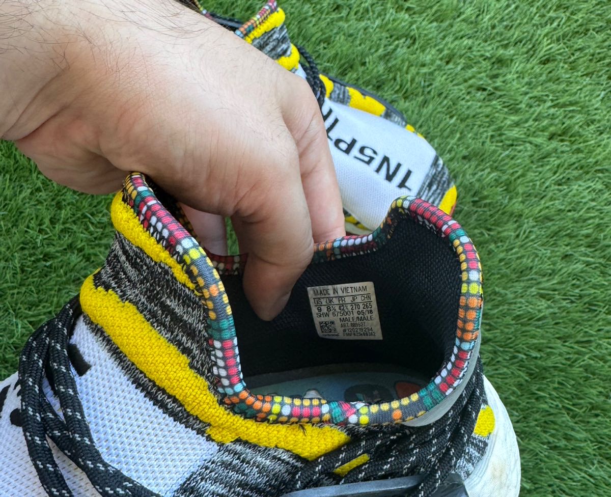 NMD HU Pharrell Williams 42.5 EU