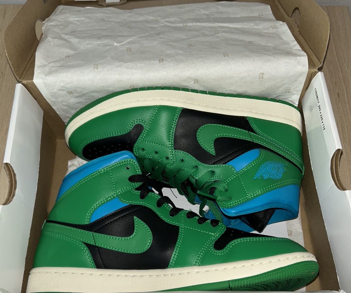 Jordan 1 Mid Lucky Green Aquatone