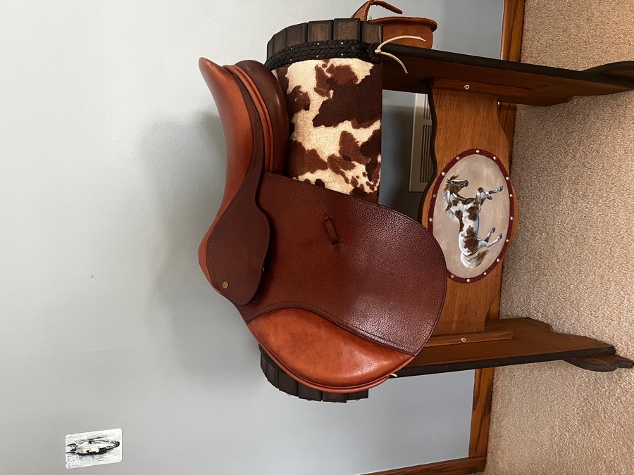 Dover Saddle - 17” - Made in England - Close Contact -