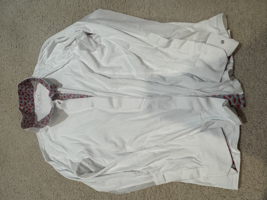 Long sleeve show shirt