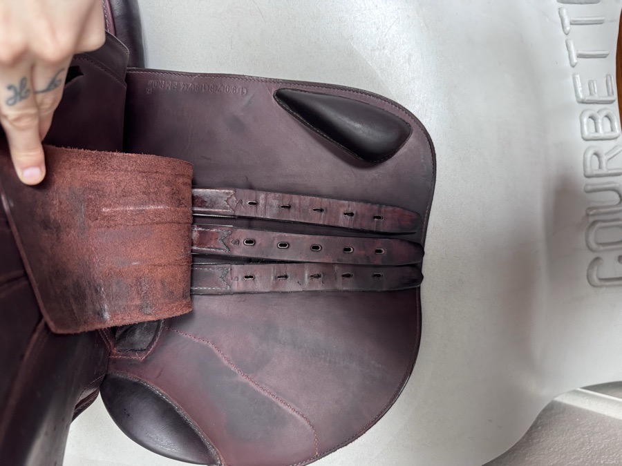 17.5” Erreplus JR1 Saddle - SL Panels - WOOL Flocked and Fully Adjustable!