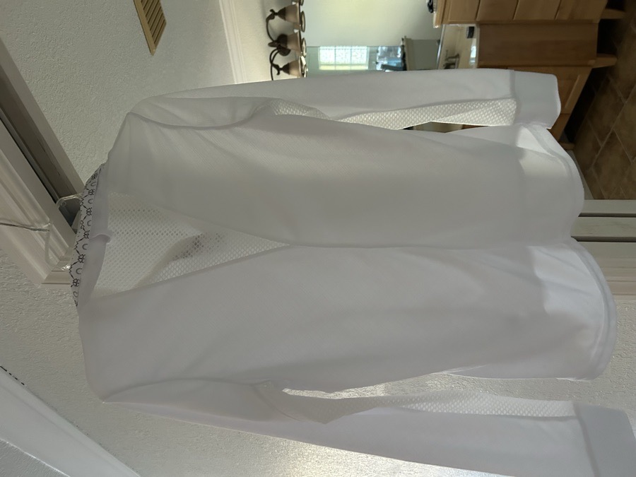 *Brand new* show shirt