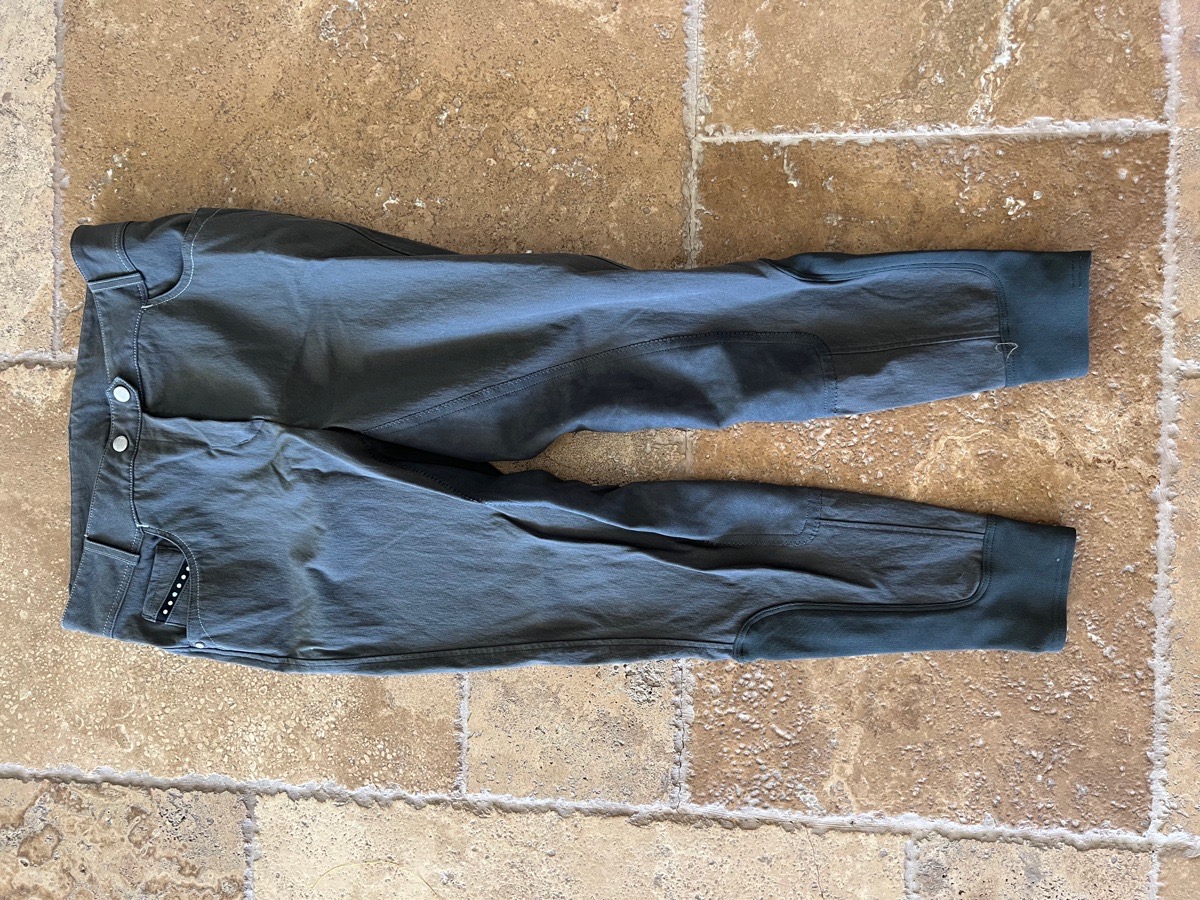 Breeches size Euro 44