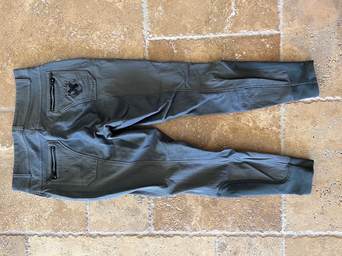 Breeches size Euro 44