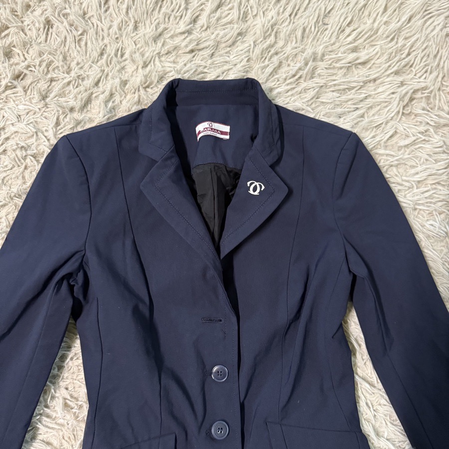 Women’s Size IT38 Navy Carma Horseback Riding Show Coat. Missing top button.