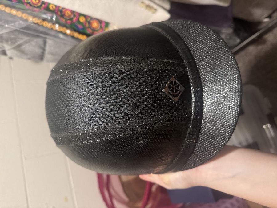 Gently Used Sparkly Charles Owen AYR8