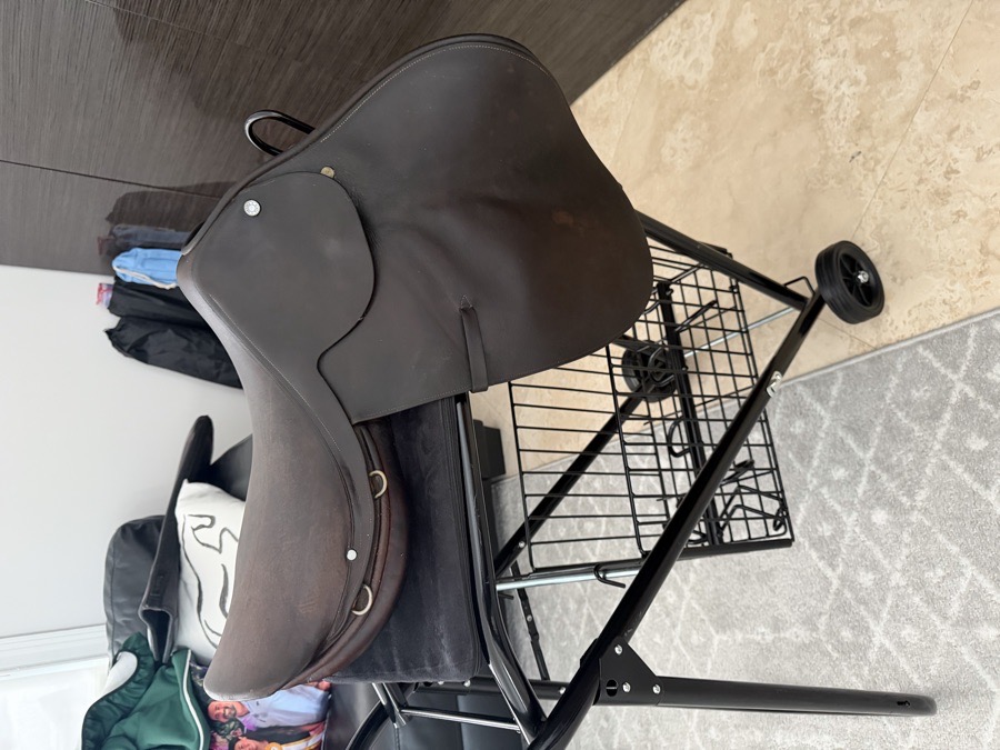Hermes 17.5 Hunter/Jumper Saddle