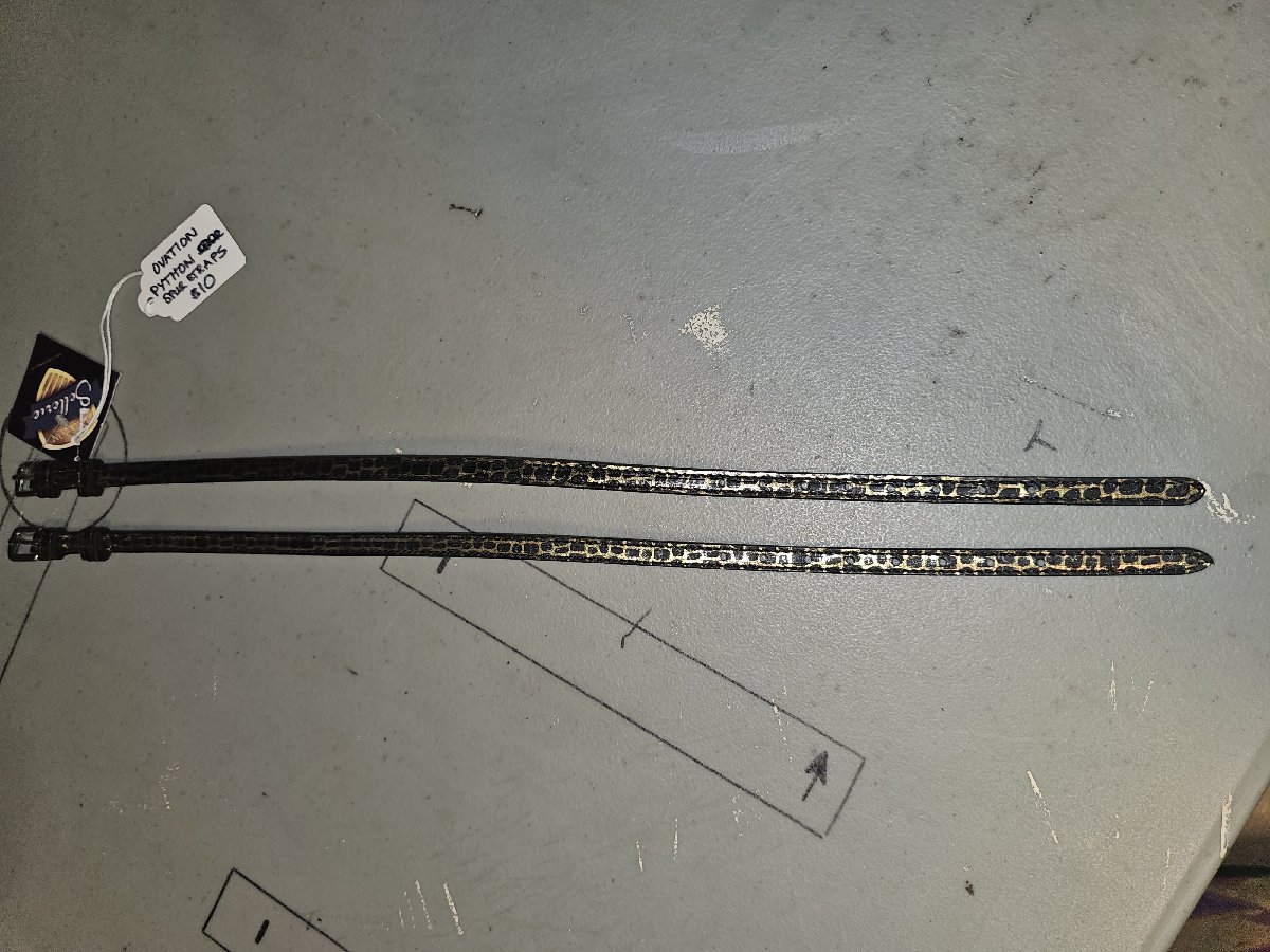 Ovation black and gold snakeskin print sour straps!