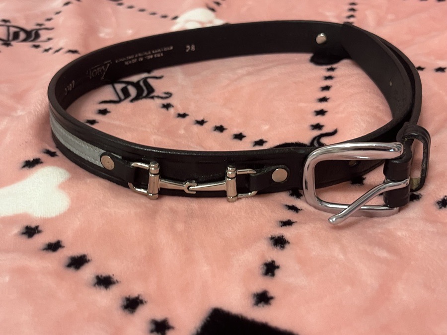 Tory black bit belt with grey ribbon