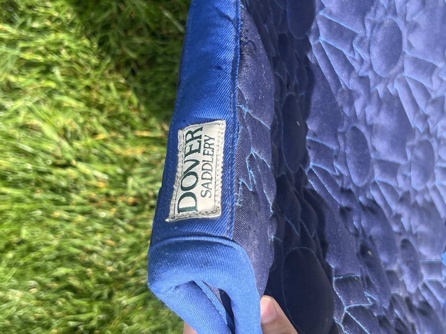 Blue Ribbons Dover saddle pad