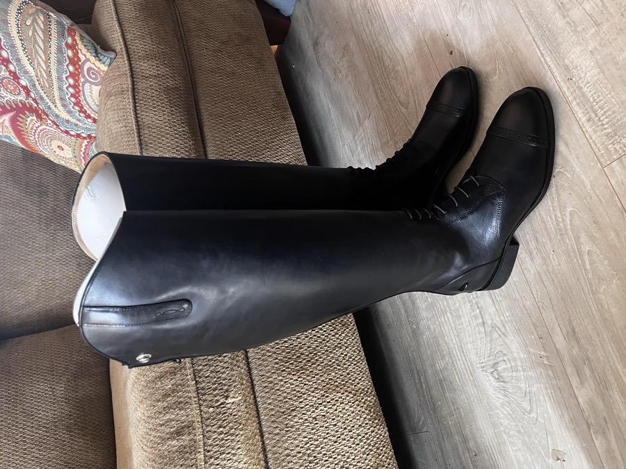 Ariat® Challenge II Zip Field Boot 9.5 New in Box