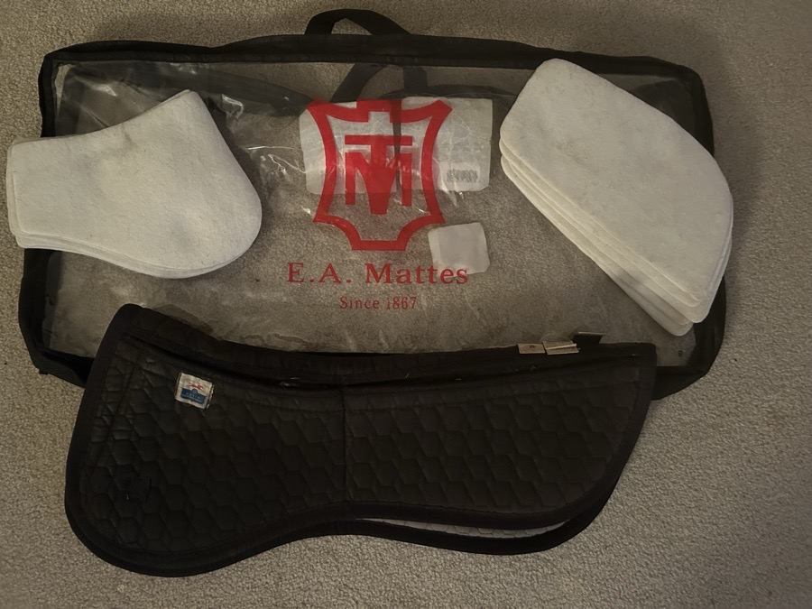 Mattes Correction Quilted Half Pad