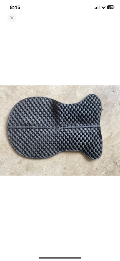 Front riser half pad