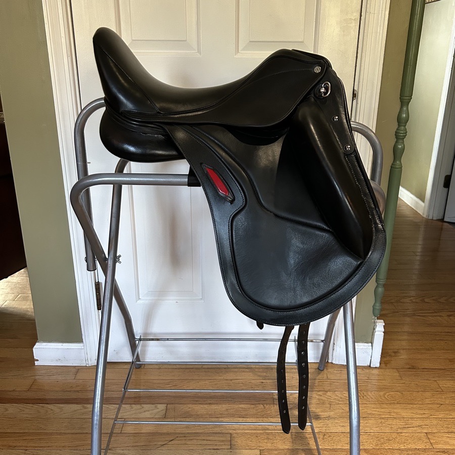 17.5” Aviar Sparrow