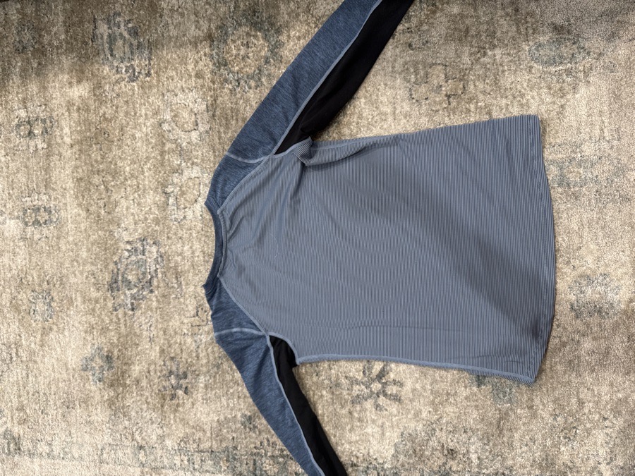 Striped carrot, long sleeve size large