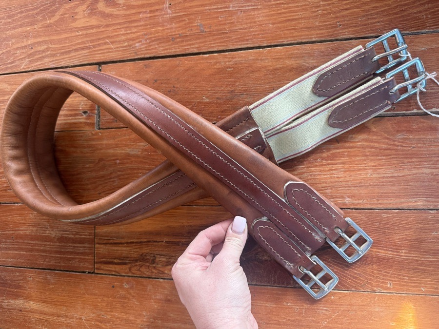 44” leather girth