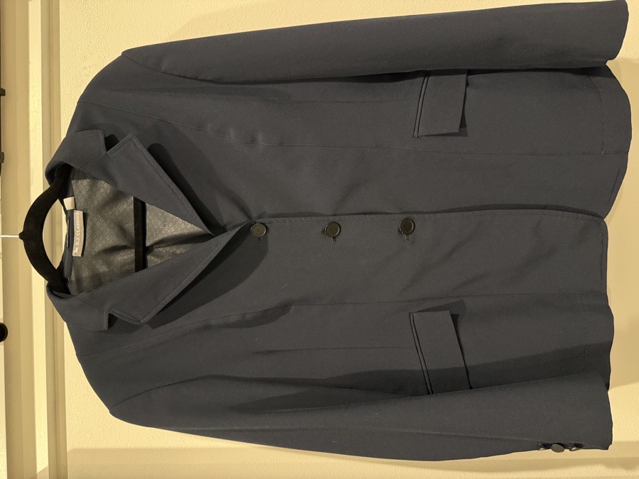 RJ Classics Showcoat
