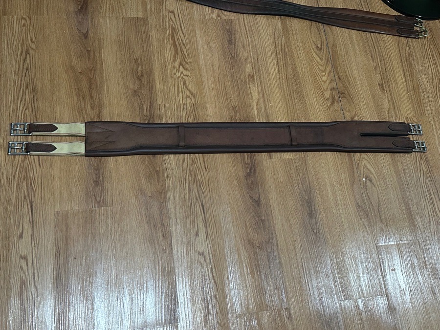 48” Weaver Padded leather girth