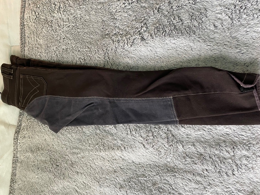 Super cute brown breeches!