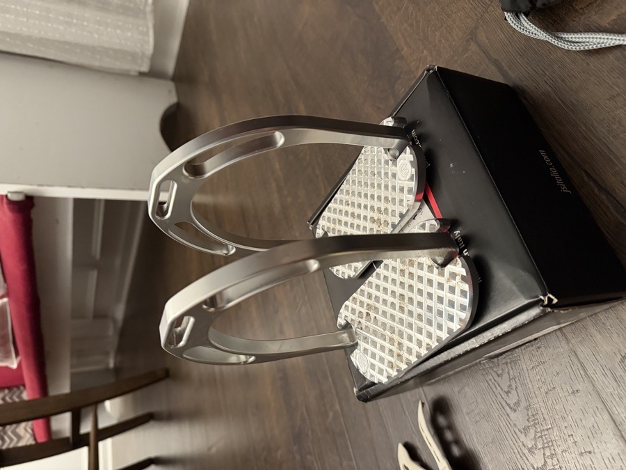 Large Silver Anatomic Jin Stirrups