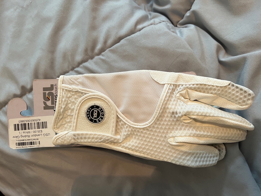 NWT USG Gloves white