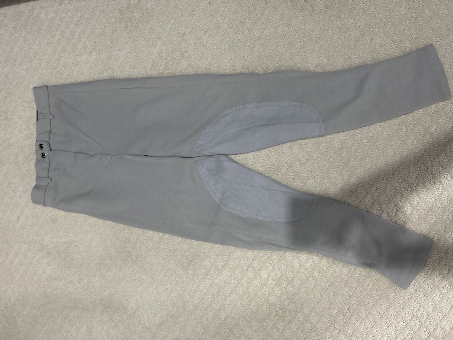 Light grey lakeshire breeches 26L