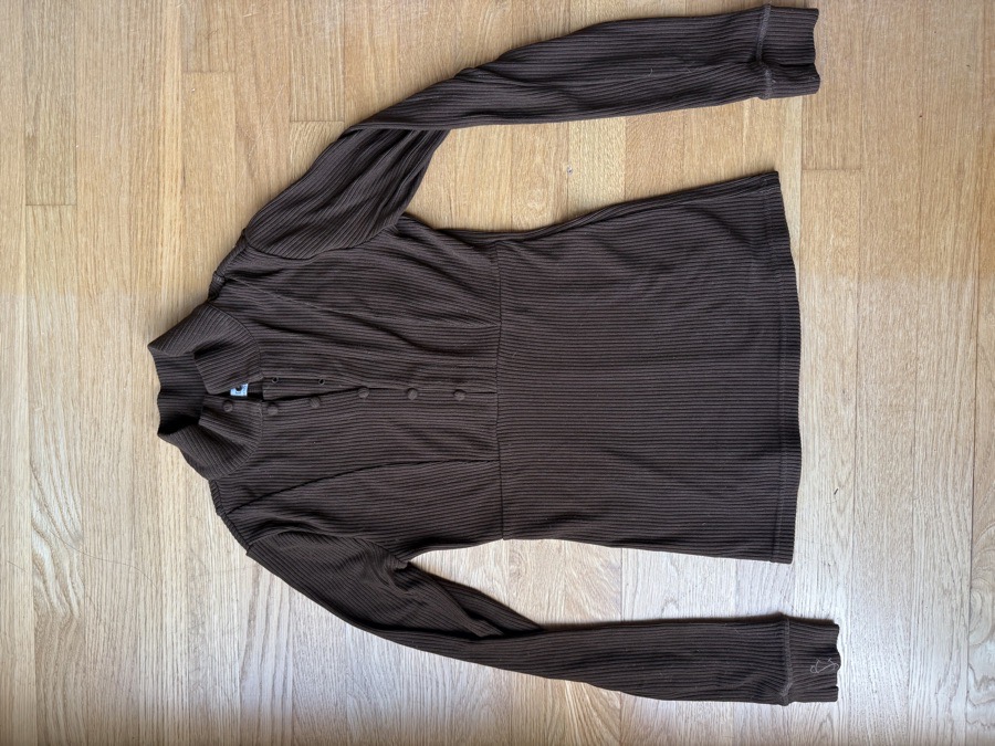 Solid Citizen Riding Top