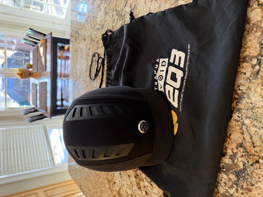 Trauma Void EQ3 Micromocca Helmet - Black