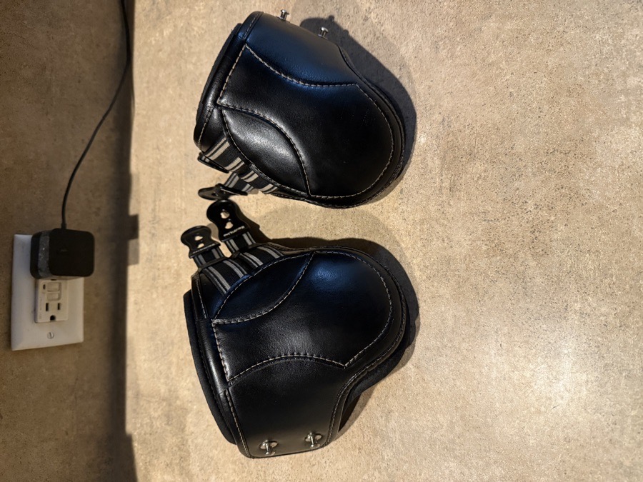 Med D-Teq Equifit Hind Boots