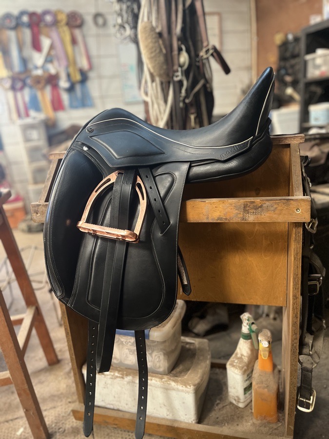 17.5” Dressage Saddle