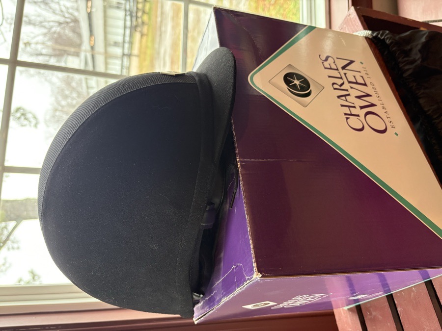 Charles Owen V8 Helmet