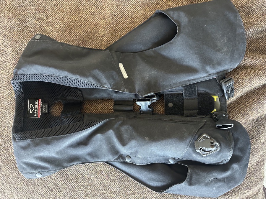 Hit Air Vest - size: Sv2 (2Xs-S)