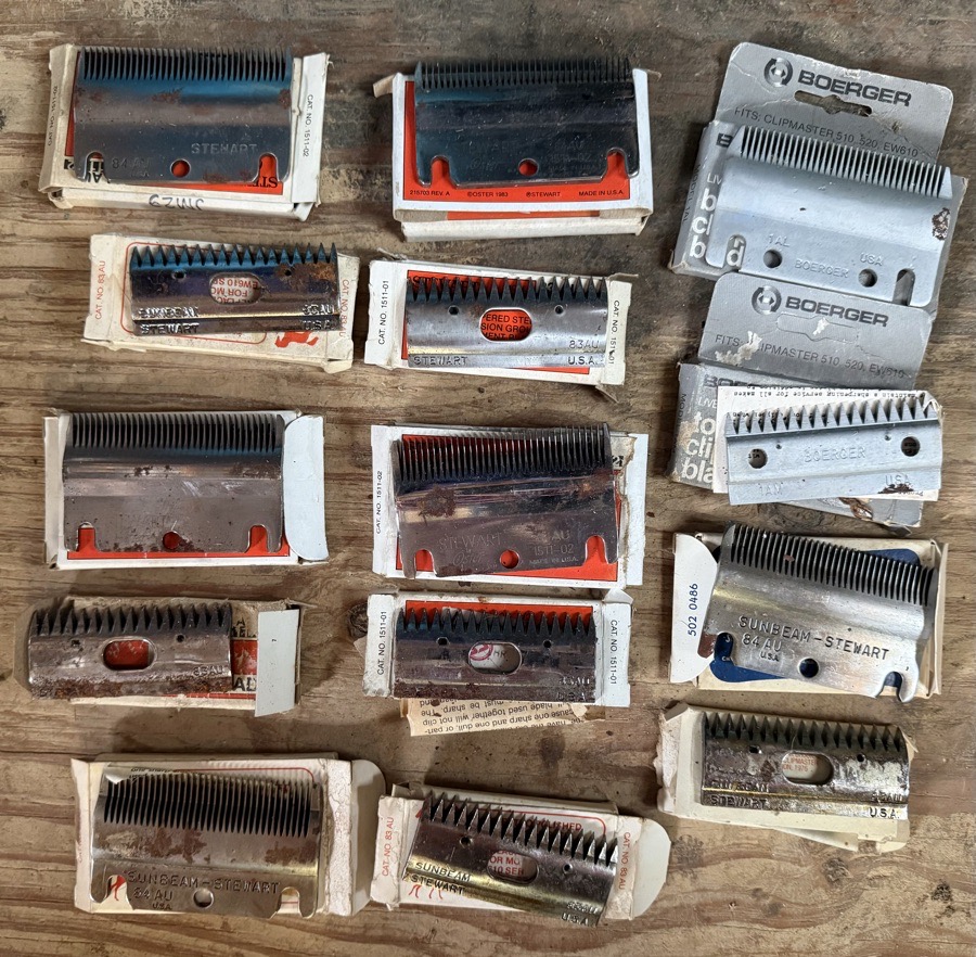 84 and 83 AU clipper blades