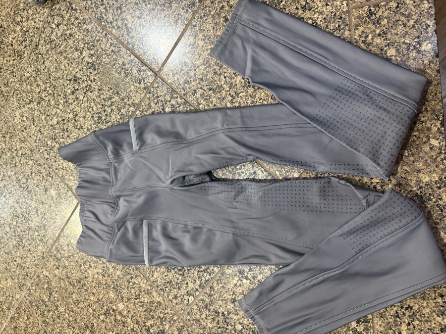 Lemieux YR grey full seat breeches size 13-14