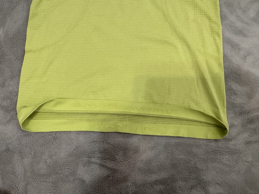 size 8 yellow lulu shirt