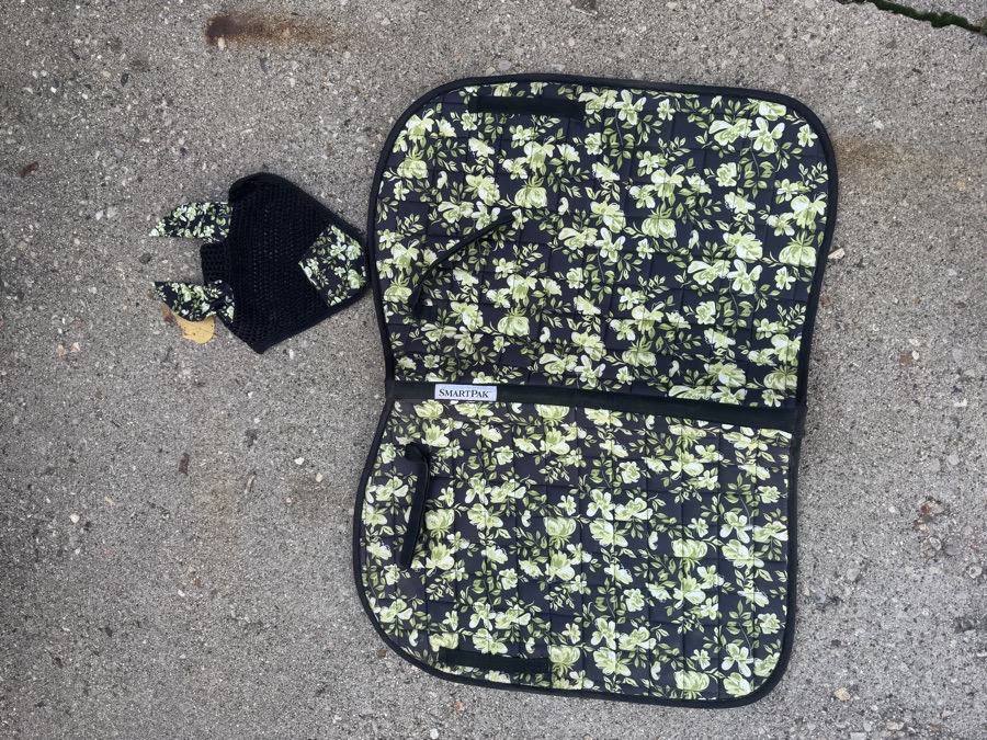 Smartpak Floral Jump Saddle Pad and Bonnet