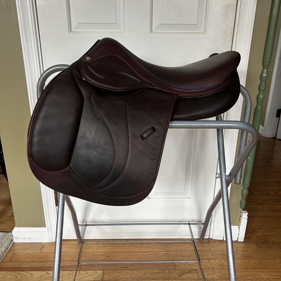 17.5” Devoucoux Biarritz Lab