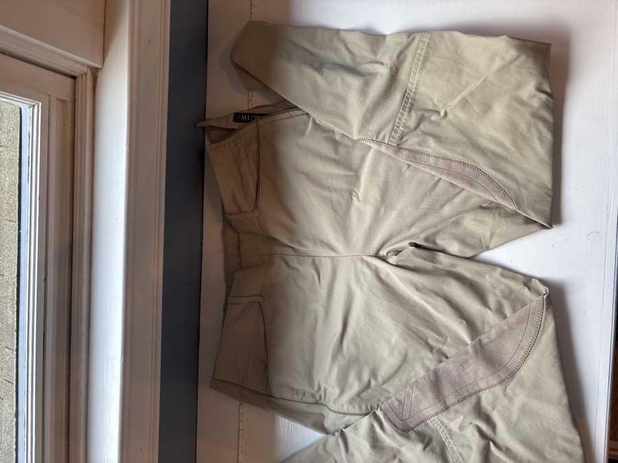 MAKE OFFER! Brand new size 30 side zip breecehs