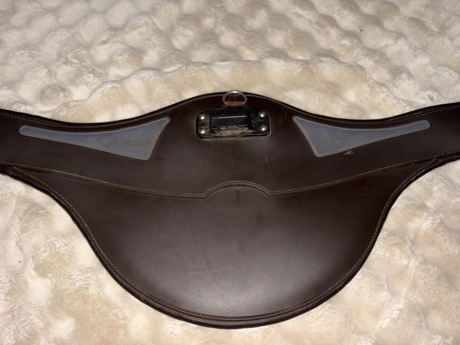 Acavallo Girth with Belly Guard