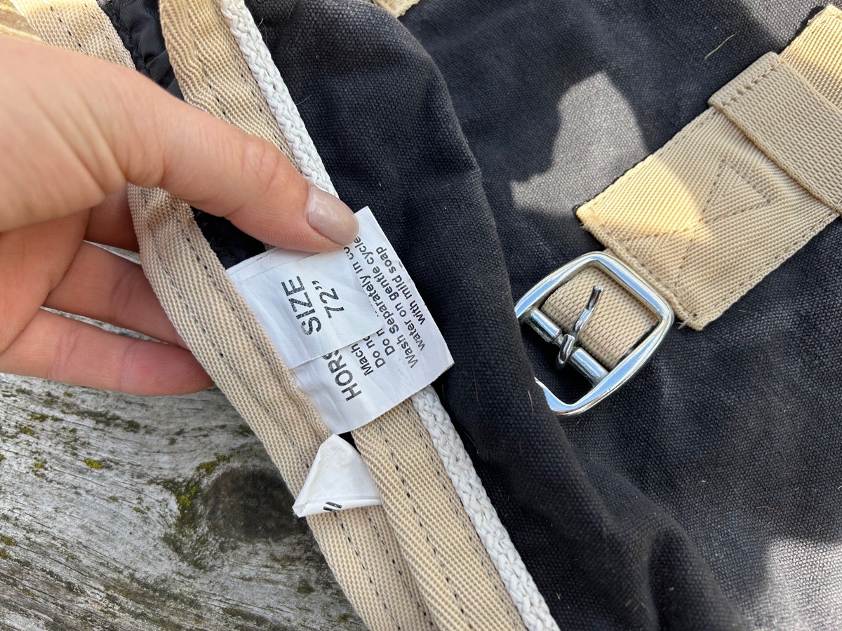 Dover Stable Sheet 72”