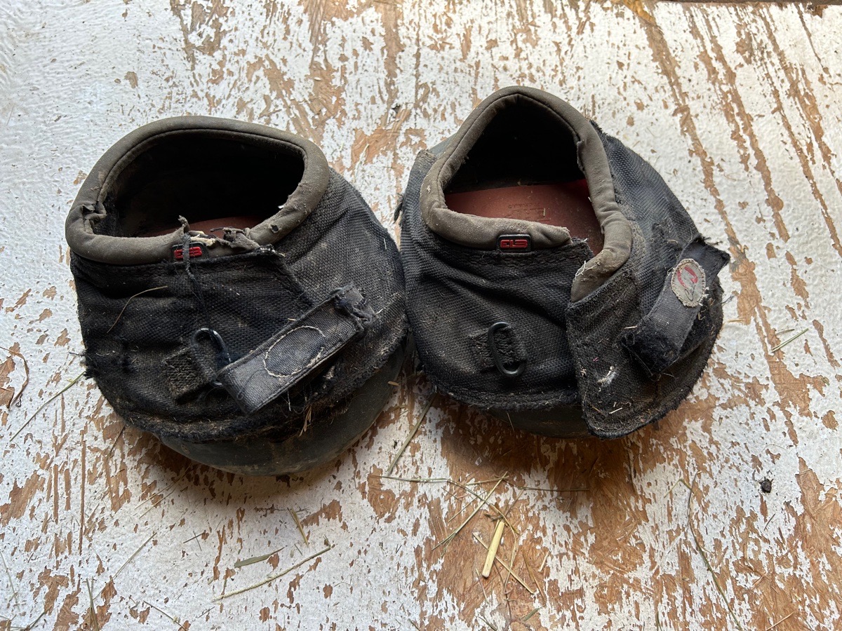 Pair Cavallo ELB Boots Size 6