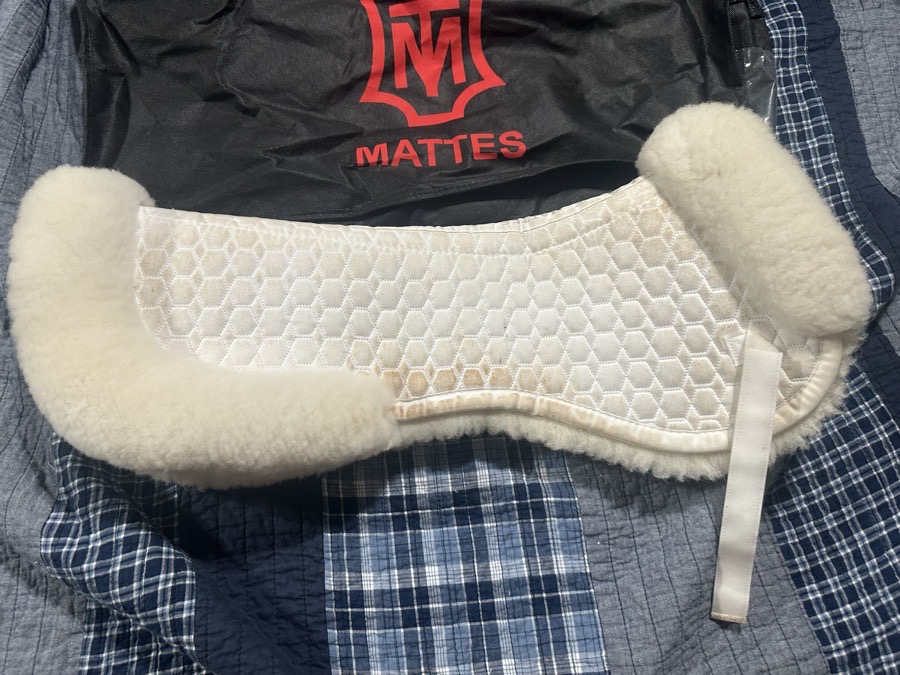 Mattes sheepskin half pad
