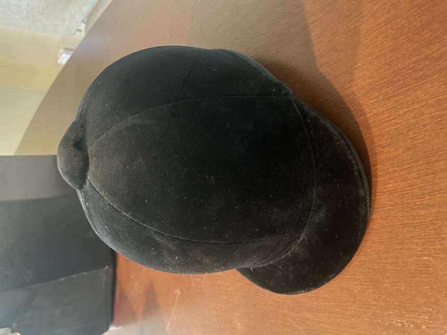 Strapless Velvet Hunt Cap