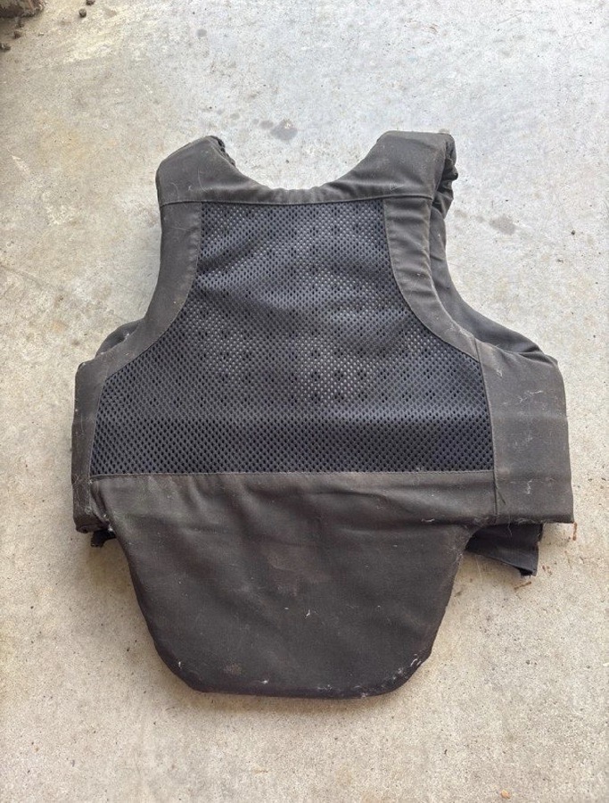 CHARLES OWEN JL9 xc Vest