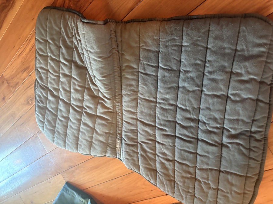 Reversible Black and grey saddle pad